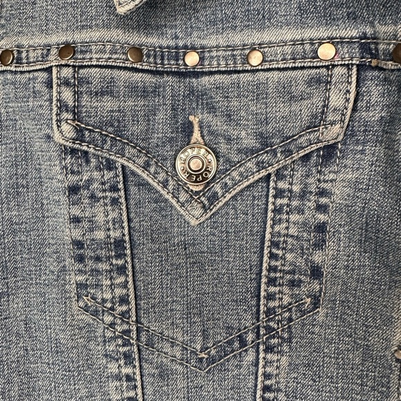 NWT Roper Women’s Wild at Heart Stretch Denim Jeans Jacket Size Medium - Picture 4 of 7